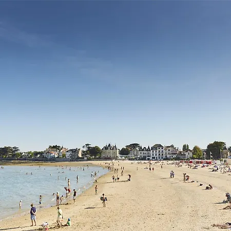 Pour 4 Au Pouliguen, Avec Terrasse * Le Pouliguen